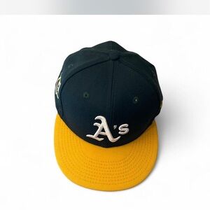 New Era‎ Oakland Athletics A’s Green & Yellow baseball hat size 7 5/8.